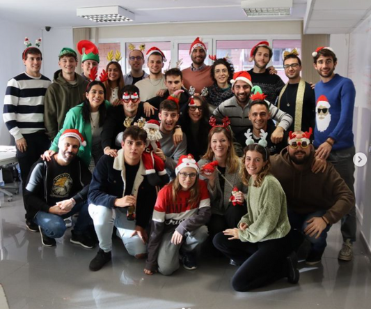 ¡FLiPO TE DESEA FELICES FIESTAS!