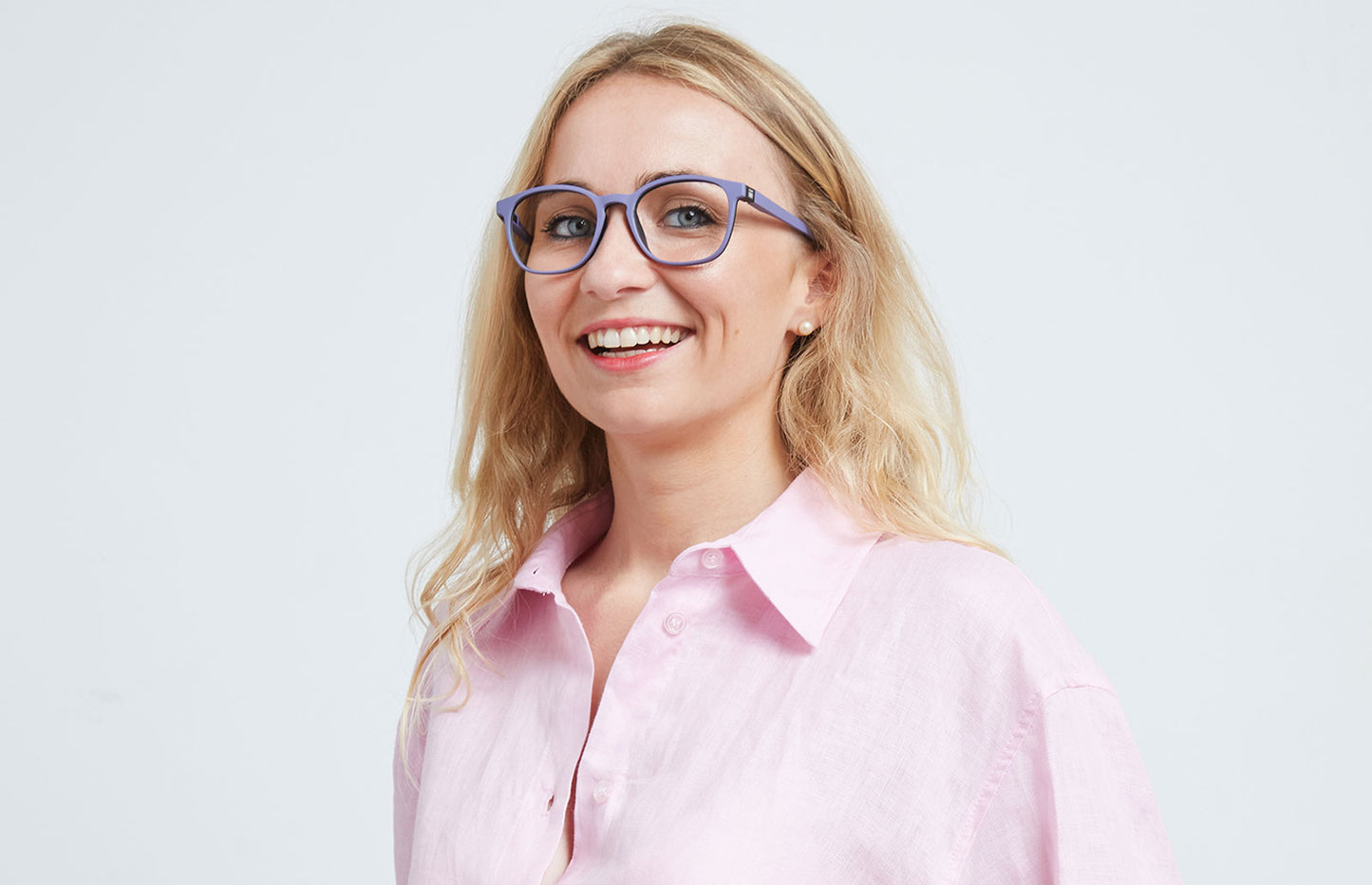 Clip-de-diseño-Lila-Verypery-modelo-Martin2